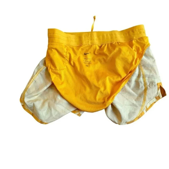 Nike Swoosh Dri-Fit Gold Yellow Running Shorts Training XS - Picture 7 of 7